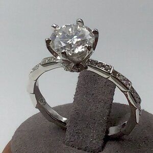 Sterling Silver White Gold Plated Moissanite Ring 2.9 Grams Size 8.75